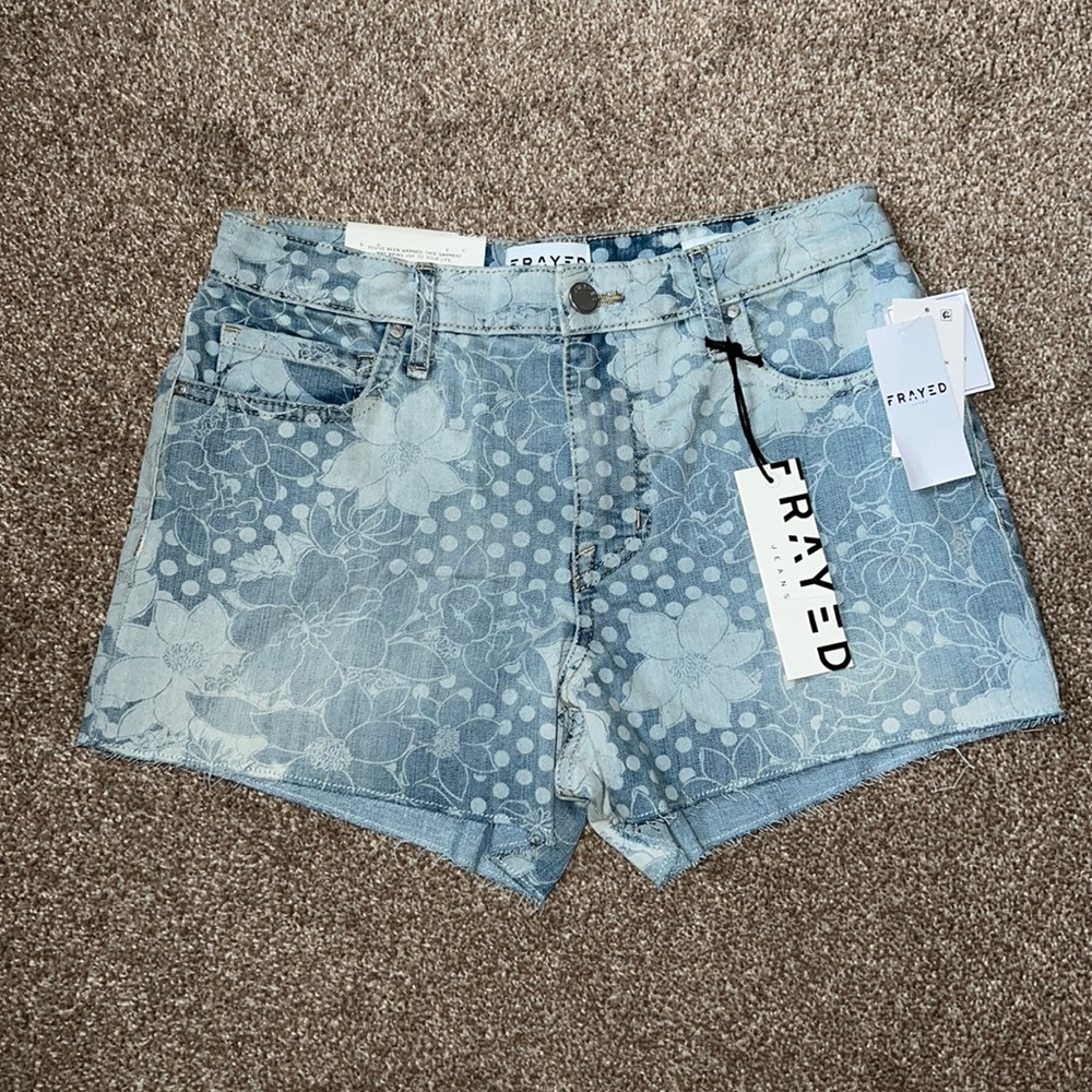 NWT Frayed high rise denim shorts